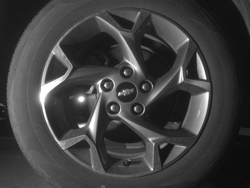 Used 2025 Chevrolet Trax LT image 15