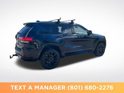 Used 2020 Jeep Grand Cherokee Altitude AWD/4WD image 5