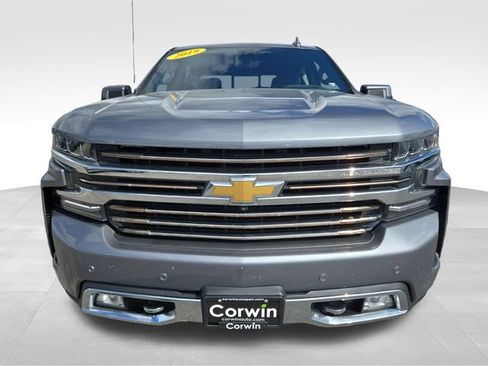 Used 2019 Chevrolet Silverado 1500 High Country w/ Technology Package AWD/4WD image 4