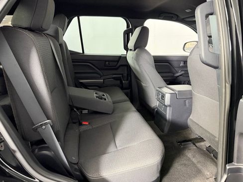 Used 2025 Toyota 4Runner SR5 image 27