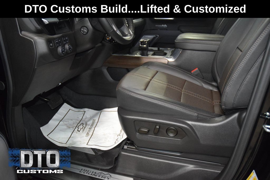 Used 2025 Chevrolet Silverado 1500 High Country w/ Midnight Edition AWD/4WD image 36