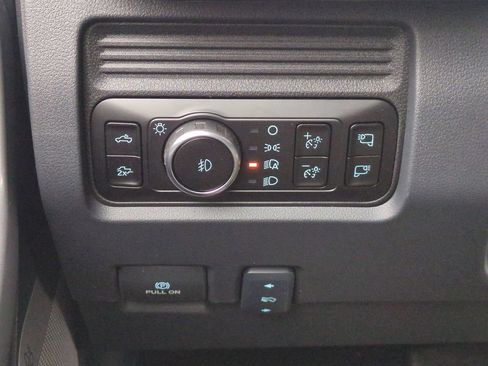 New 2026 Ford F350 Lariat w/ Chrome Package image 24