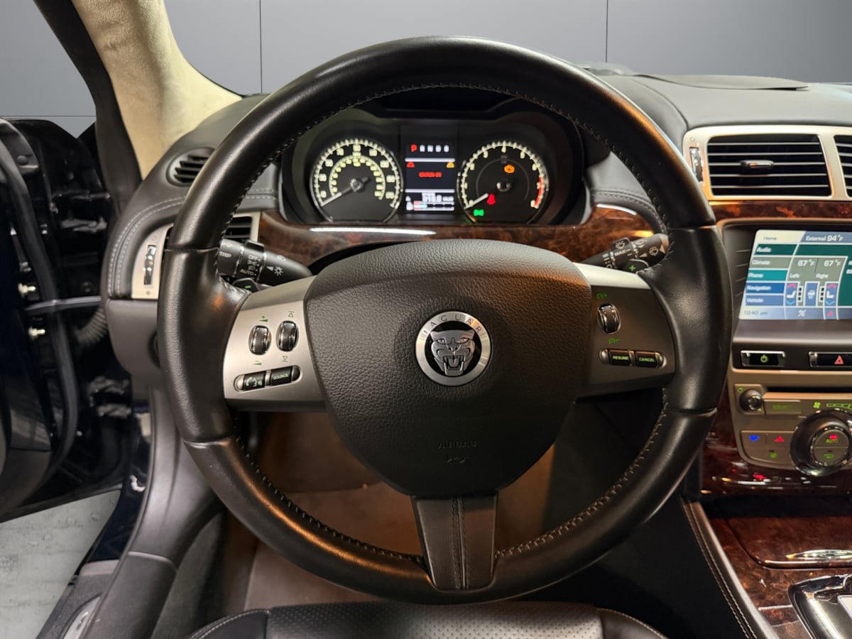 Used 2011 Jaguar XK Coupe RWD image 13