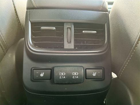 Used 2022 Subaru Outback Wilderness image 28