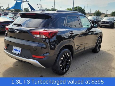 Used 2023 Chevrolet TrailBlazer LT w/ Convenience Package FWD image 4