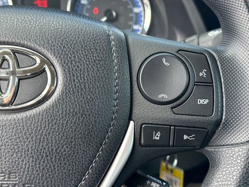 Used 2017 Toyota Corolla LE w/ Carpet Mat Package (TMS) image 20