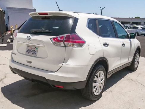 Used 2016 Nissan Rogue S FWD image 9