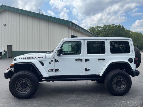 Used 2021 Jeep Wrangler Unlimited Rubicon AWD/4WD image 3