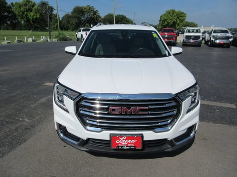 Used 2022 GMC Terrain SLT FWD image 13