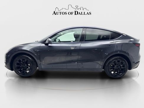 Used 2024 Tesla Model Y Long Range AWD/4WD image 5