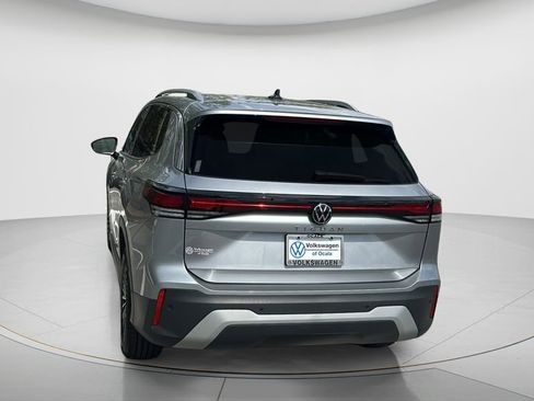 New 2026 Volkswagen Tiguan S FWD image 5