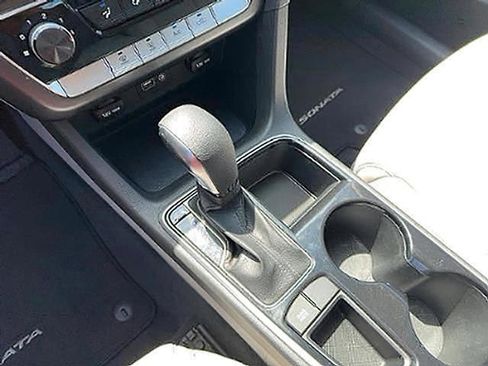 Used 2018 Hyundai Sonata ECO FWD image 13