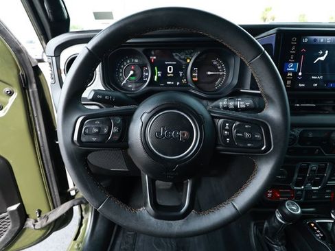 Certified 2024 Jeep Wrangler Unlimited AWD/4WD image 11