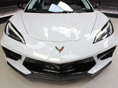 Used 2020 Chevrolet Corvette Stingray Premium Cpe w/ 3LT Preferred Equipment Group image 9
