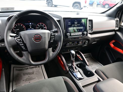 Used 2024 Nissan Frontier PRO-4X w/ Technology Package image 22