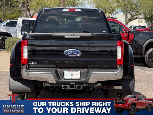 Used 2017 Ford F450 XLT w/ XLT Premium Package image 5