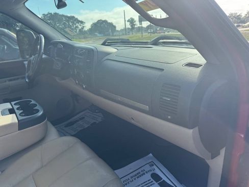 Used 2008 GMC Sierra 1500 SLE w/ Max Trailering Pack AWD/4WD image 11