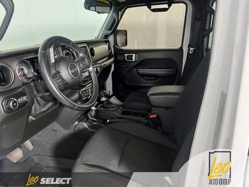 Used 2021 Jeep Wrangler Unlimited Sport AWD/4WD image 11
