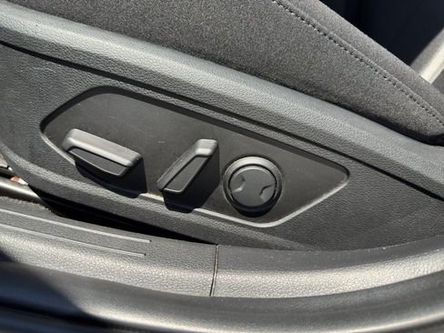 Used 2025 Hyundai Sonata SEL FWD image 25