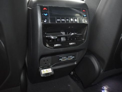 New 2025 Jeep Grand Cherokee Summit image 33