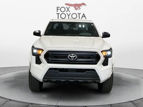 Used 2024 Toyota Tacoma SR image 8