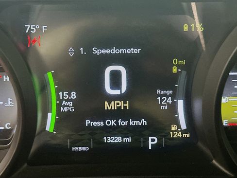 Used 2025 Jeep Wrangler Sahara image 18