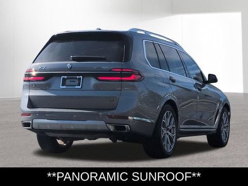 Used 2025 BMW X7 xDrive40i AWD/4WD image 6