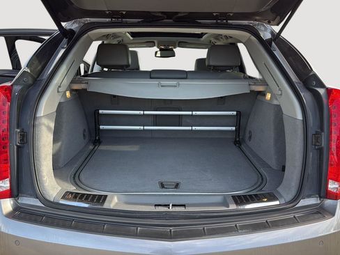 Used 2011 Cadillac SRX Luxury image 24