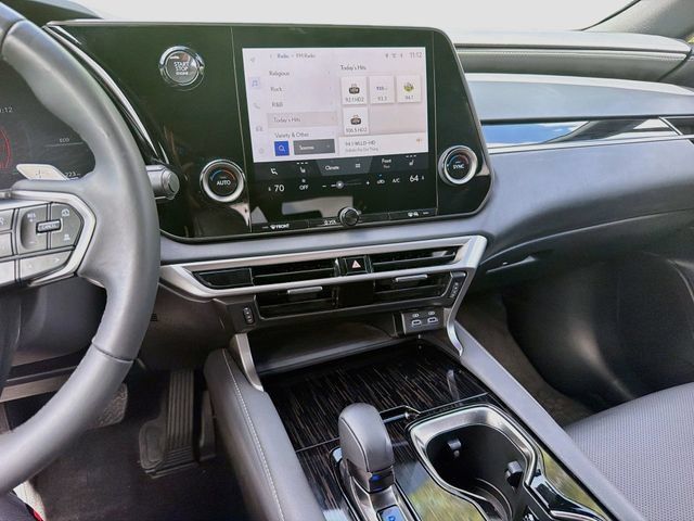 Used 2025 Lexus RX 350 FWD w/ Technology Package image 28