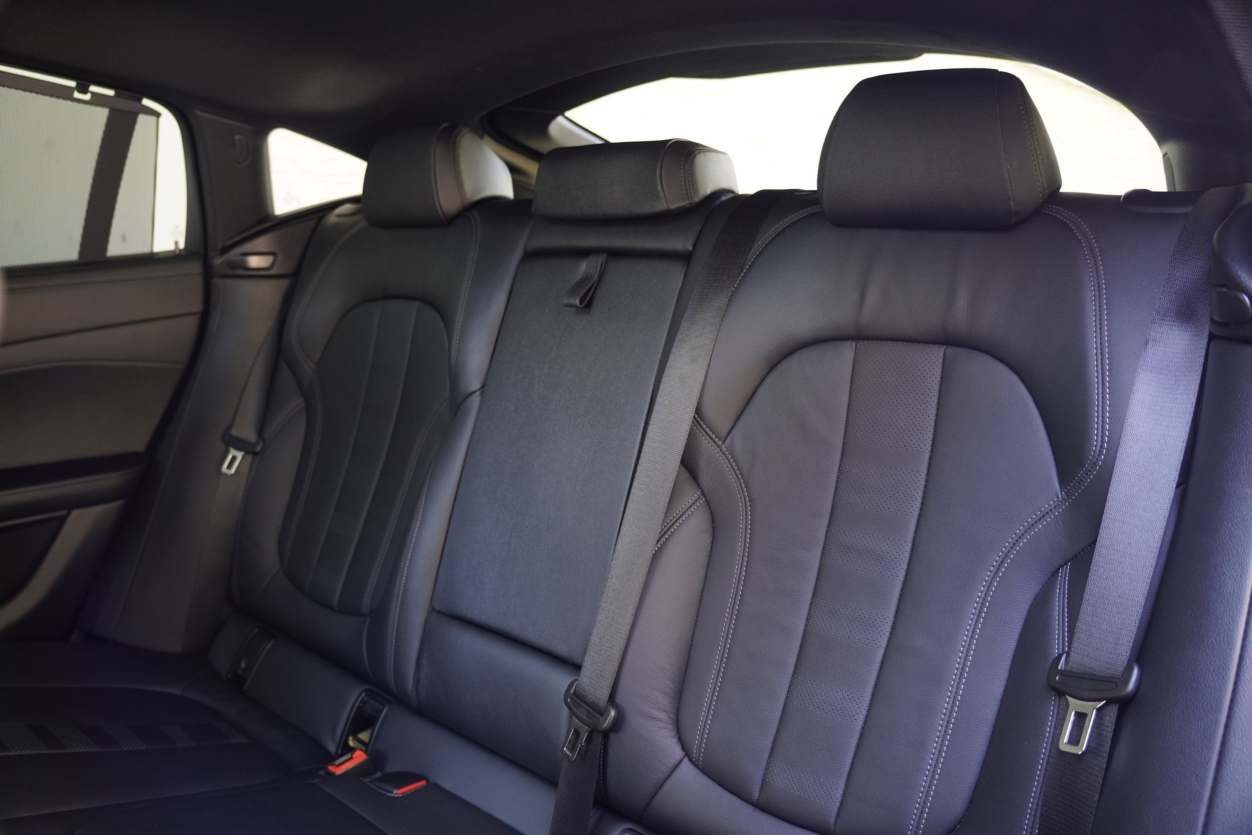 Used 2021 BMW X6 M50i w/ Premium Package AWD/4WD image 30
