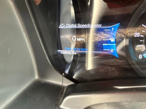 Used 2017 Ford Expedition Limited AWD/4WD image 21