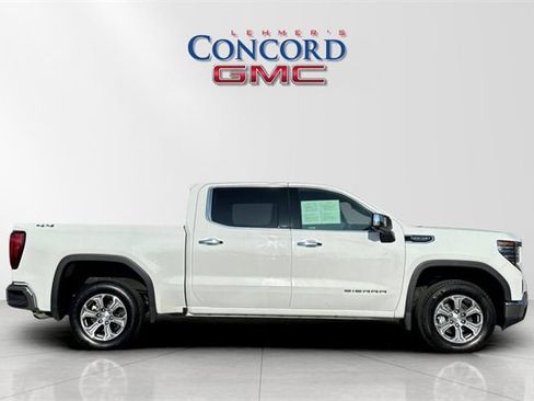 Used 2025 GMC Sierra 1500 SLT image 3