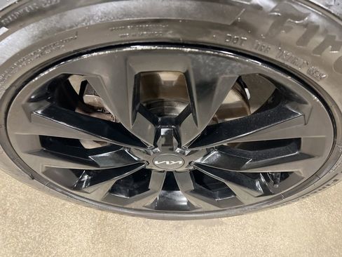 Certified 2023 Kia Sorento SX image 41