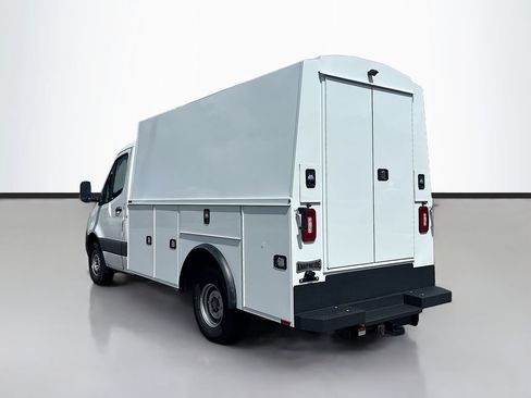 Used 2024 Mercedes-Benz Sprinter 3500 image 5