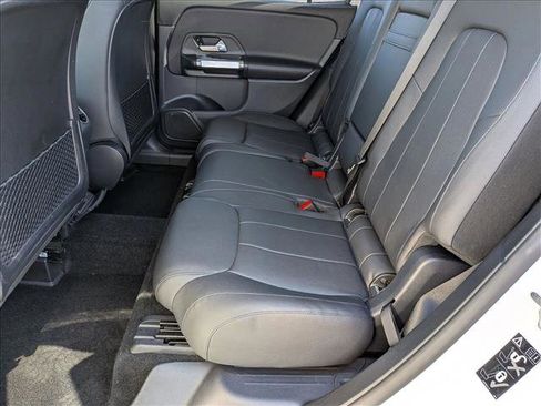 Used 2022 Mercedes-Benz GLB 250 GLB 250 image 18