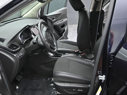 Used 2022 Buick Encore Preferred w/ Safety Package II AWD/4WD image 16