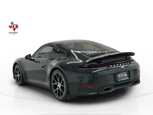 Used 2025 Porsche 911 Carrera image 4