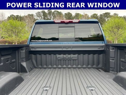 Used 2025 GMC Sierra 2500 Denali Ultimate AWD/4WD image 16