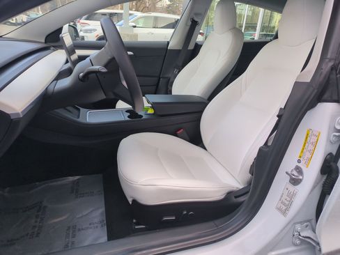 Used 2021 Tesla Model 3 Long Range image 15