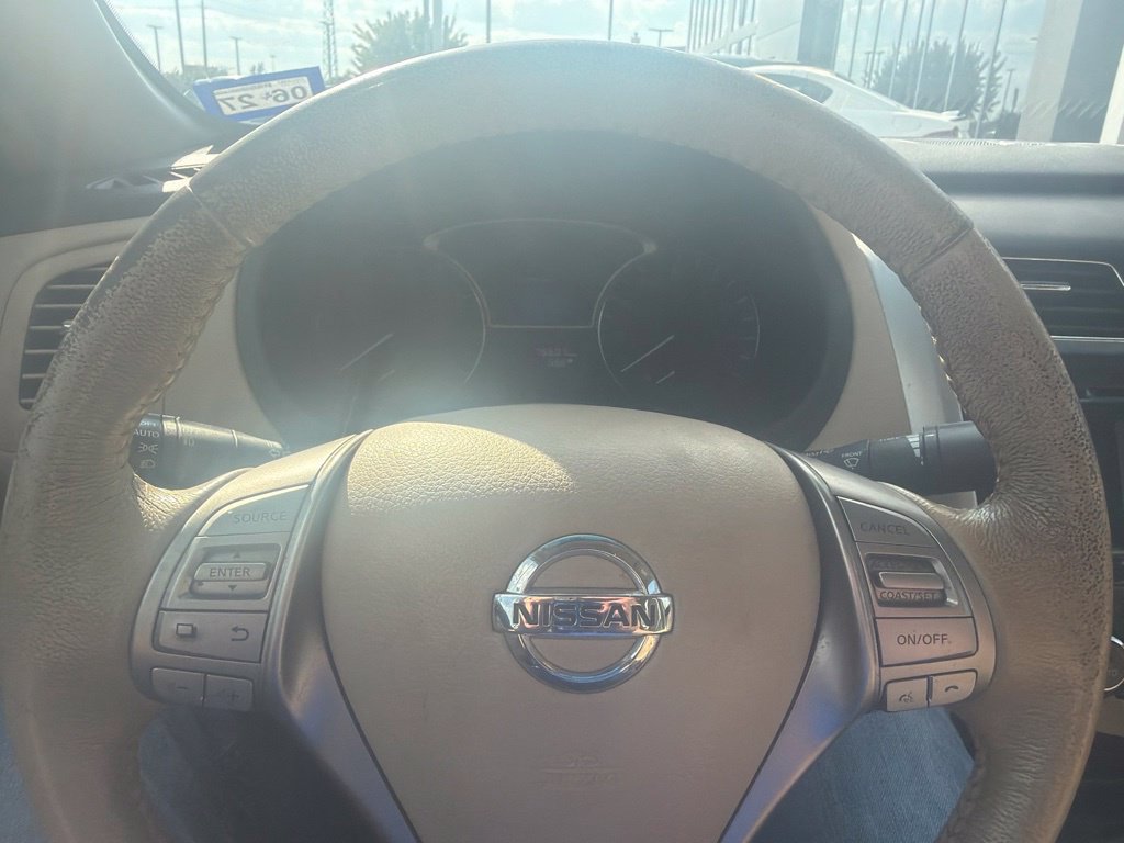 Used 2013 Nissan Altima 2.5 SL FWD image 7