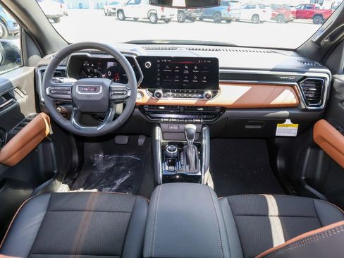New 2026 GMC Canyon AT4 w/ Nightfall Essentials Package AWD/4WD image 11