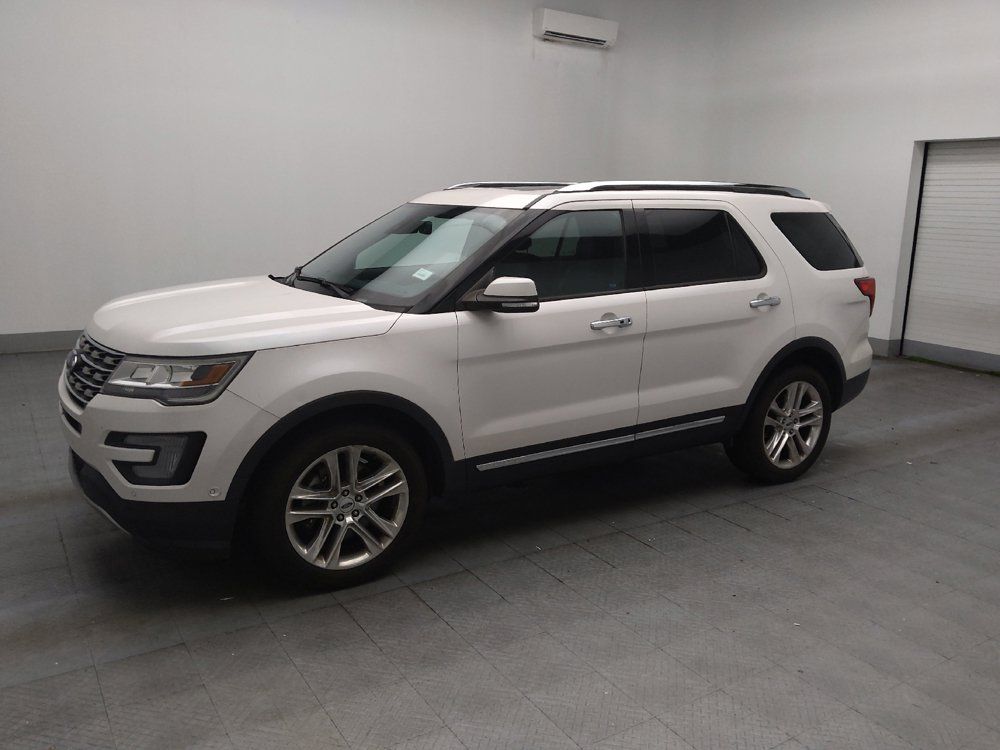 Used 2017 Ford Explorer Limited w/ Equipment Group 301A AWD/4WD image 2