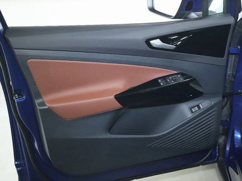 Used 2022 Volkswagen ID.4 Pro S RWD image 16
