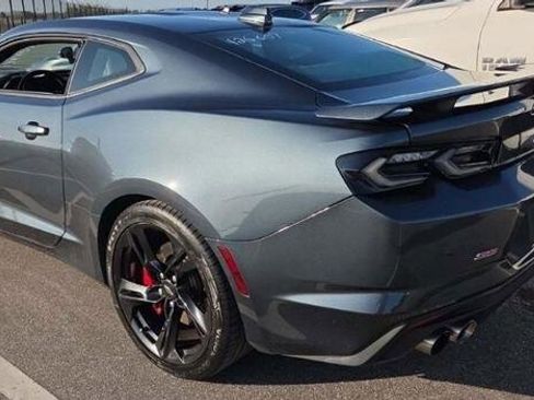 Used 2021 Chevrolet Camaro SS RWD image 4