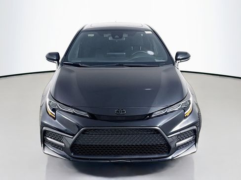 Used 2022 Toyota Corolla SE image 2