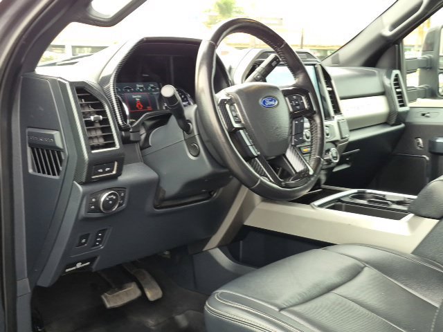 Used 2022 Ford F250 Lariat w/ Black Appearance Package AWD/4WD image 10