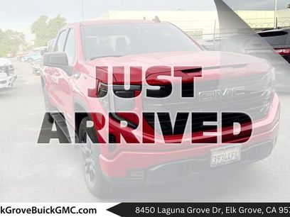 Used 2025 GMC Sierra 1500 Elevation w/ LPO, Elevation Black Package