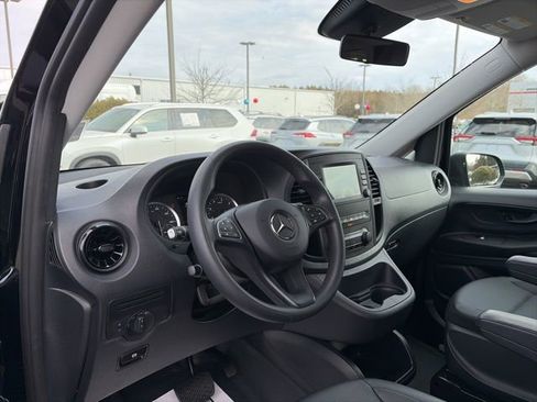 Used 2023 Mercedes-Benz Metris Passenger image 18