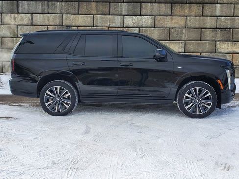 Certified 2025 Cadillac Escalade Sport image 8