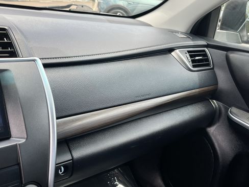 Used 2017 Toyota Camry LE FWD image 24